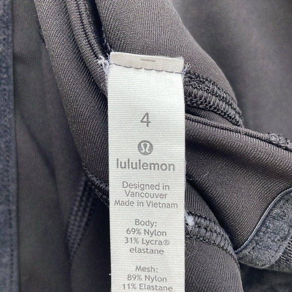 Lululemon Wunder Under Crop High-Rise Flocked 21" Black/Scatter Floral Size 2 - Picture 12 of 13